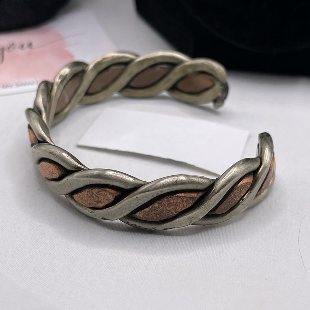12.8.23.21- Wheeler copper and nickel bracelet for arthritis - Picture 2 of 4